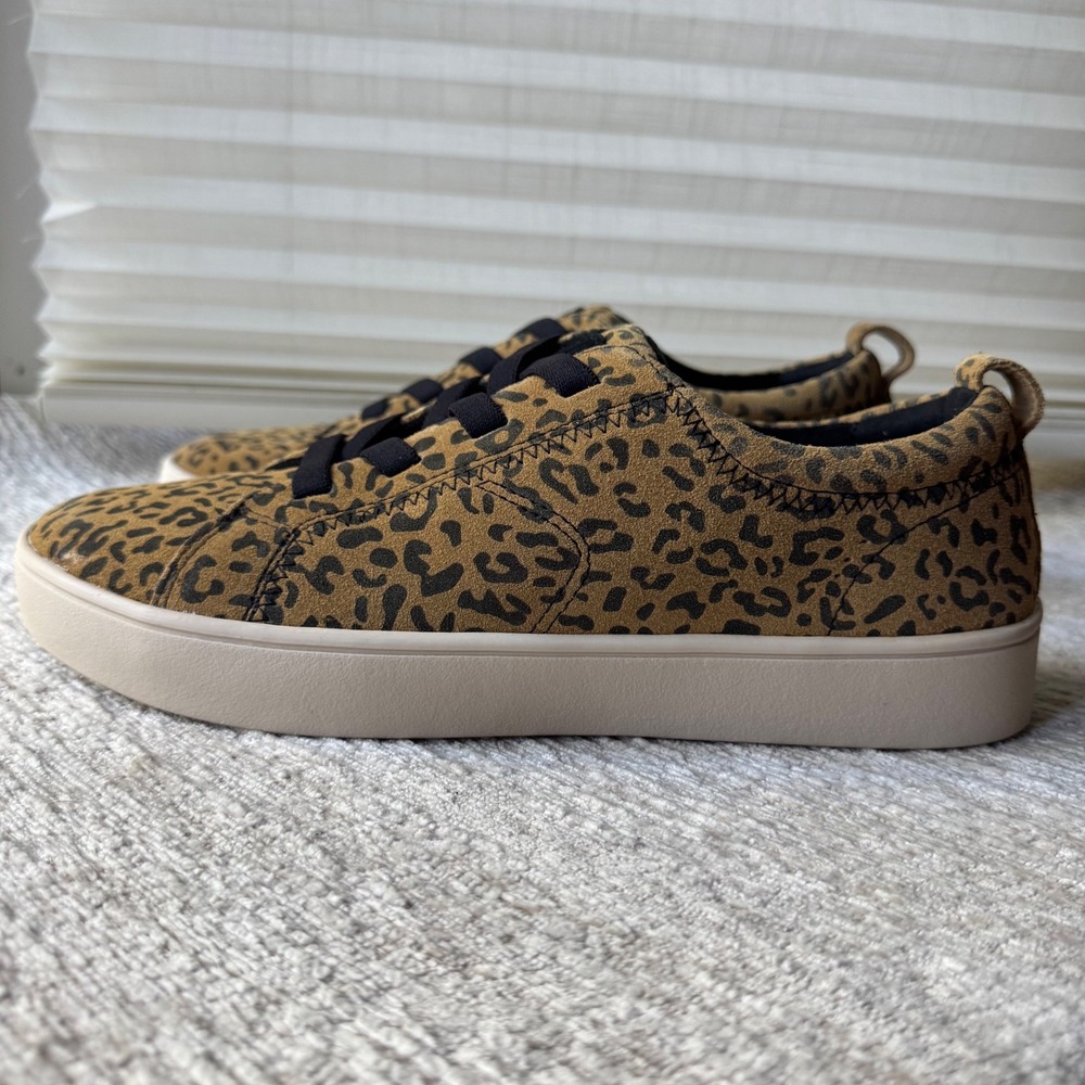 Revitalign Malibu Misty Women's Brown Leopard Print Low Top Sneakers Size 9.5